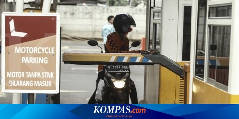 Alasan Kenapa Parkir Motor Lokasinya Jauh dari Pintu Masuk Mal