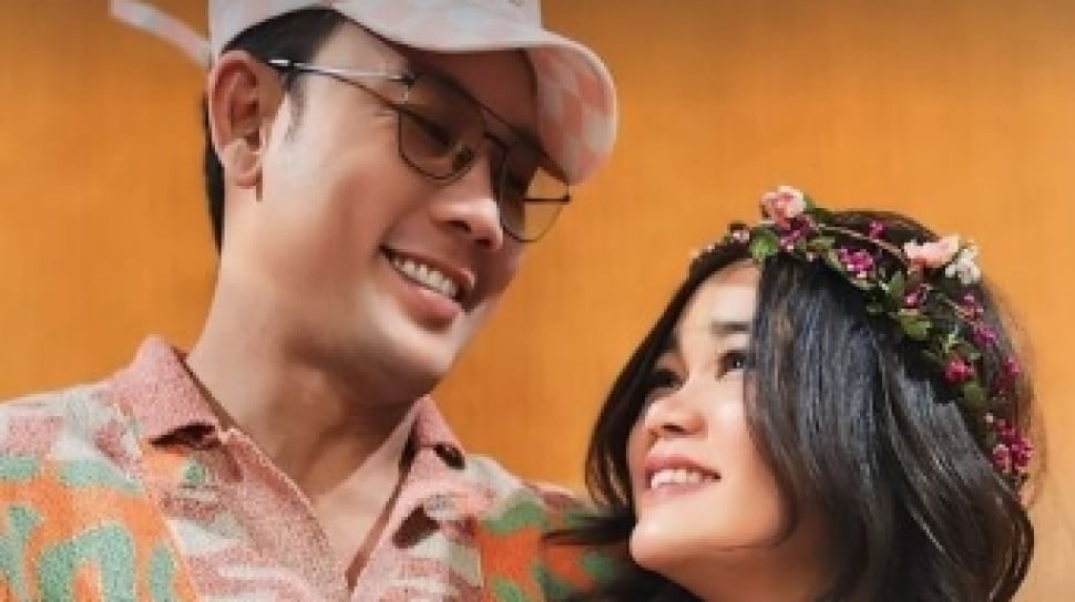 Anak Dibilang Lebih Mirip Istri, Denny Sumargo Ngaku Kena Mental