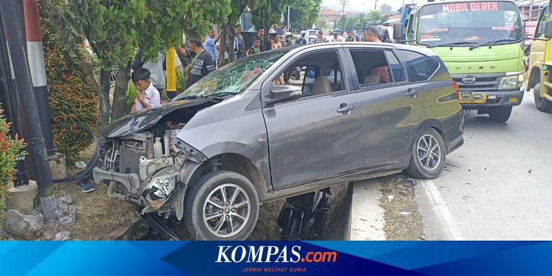 Kebiasaan Buruk Pengemudi Mobil Manual yang Harus Ditinggalkan Saat di Turunan