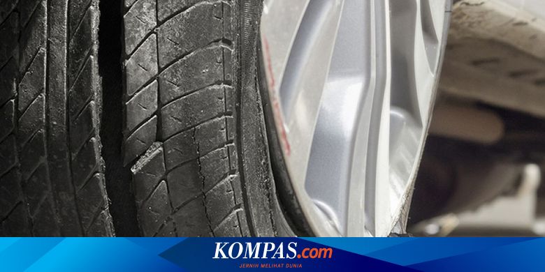 Cara Mengendalikan Mobil Saat Mengalami Pecah Ban di Jalan Tol